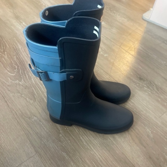 Hunter Rain Boots - Picture 3 of 4